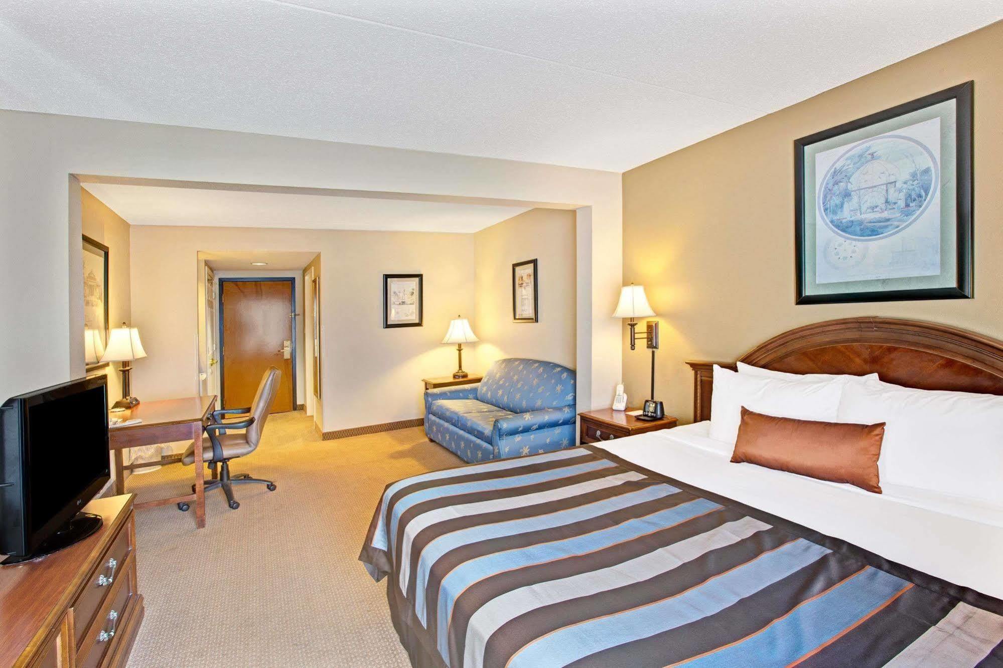 La Quinta Inn & Suites By Wyndham Mooresville Exteriér fotografie